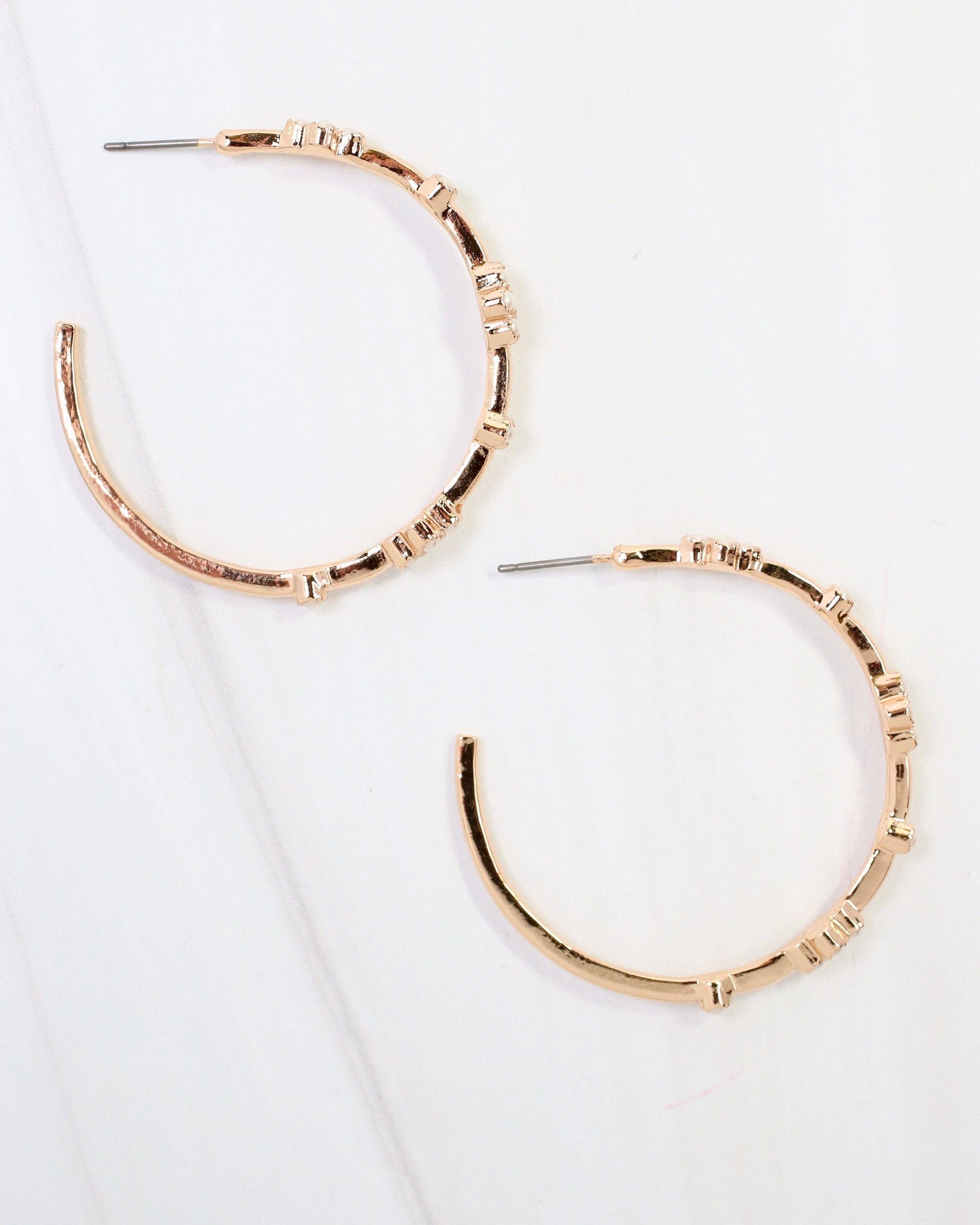 Stillwater Pearl Hoop Earring Gold: Default