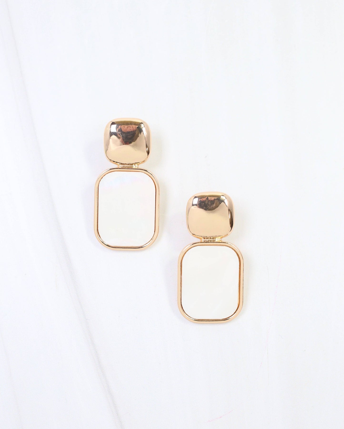 Benton Harbor Drop Earring Mother Of Pearl: Default