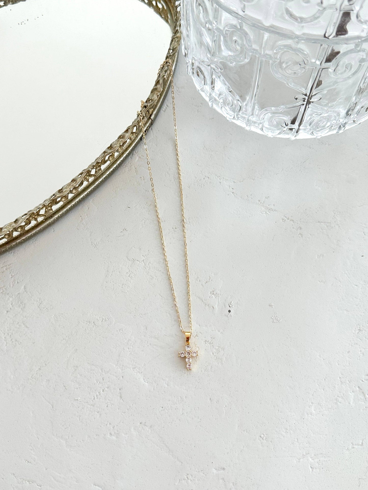 Grace Necklace - Timeless Collection: Mother-of-Pearl Mary