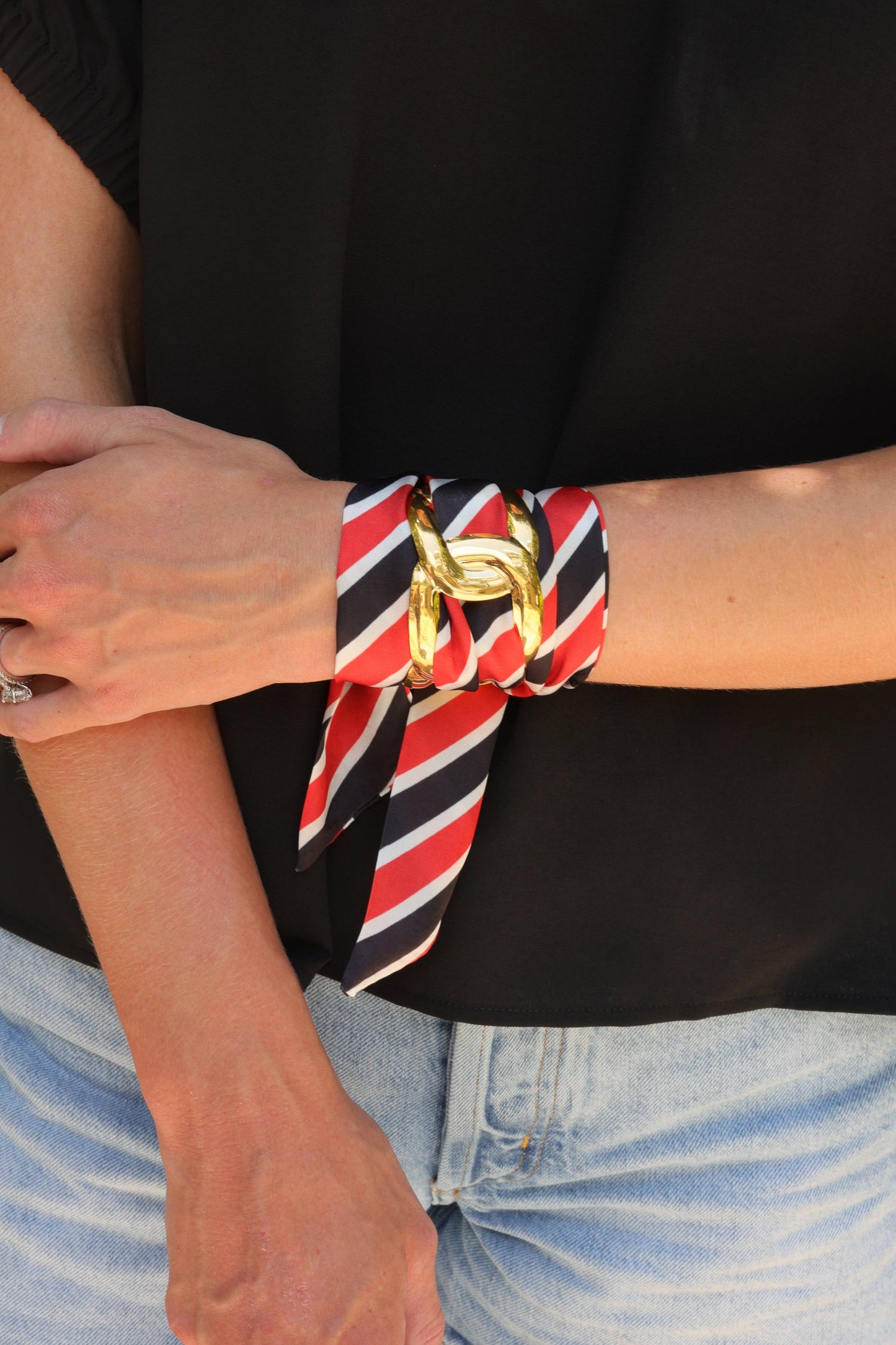 Serafina Scarf Bracelet Bk Rd Stripe: Default