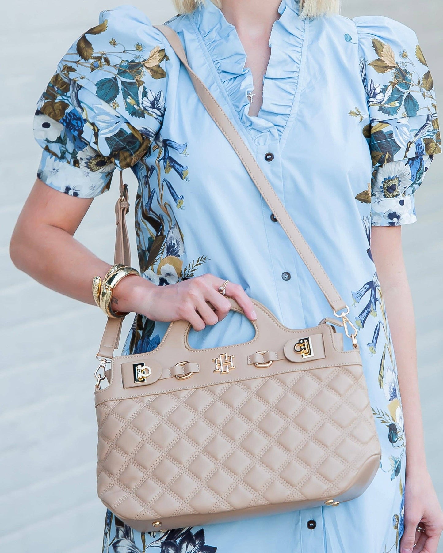 Savannah Handbag Latte DQ: Default