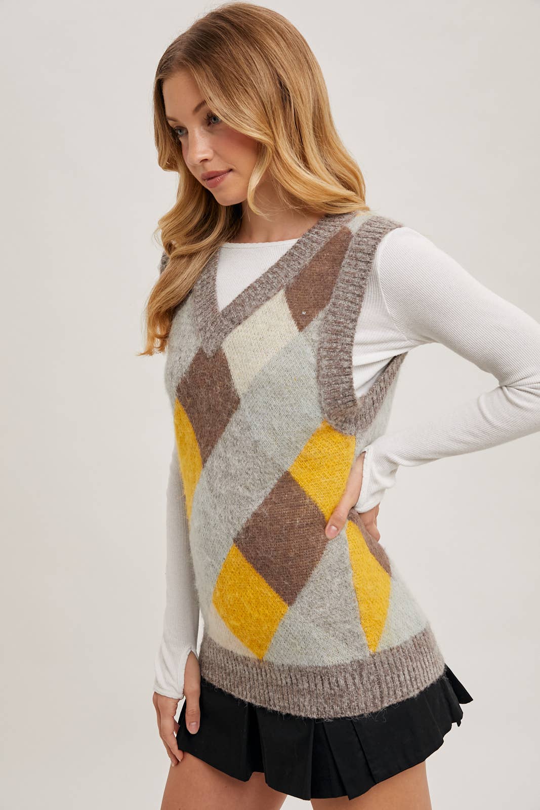 ARGYLE KNIT SWEATER VEST: MUSTARD COMBO
