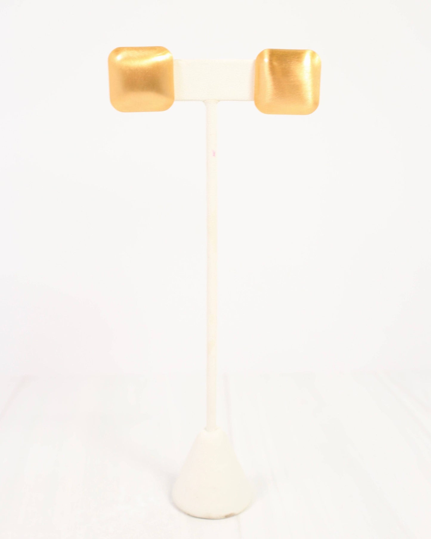 Trish Brushed Stud Earring Gold: Default