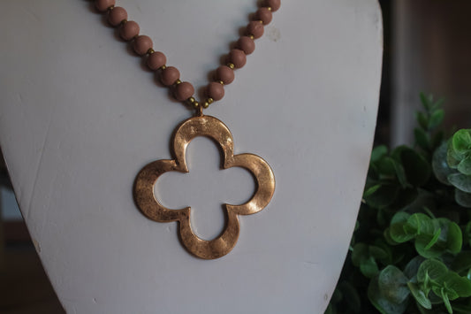 Clover Pink Wooden Necklace