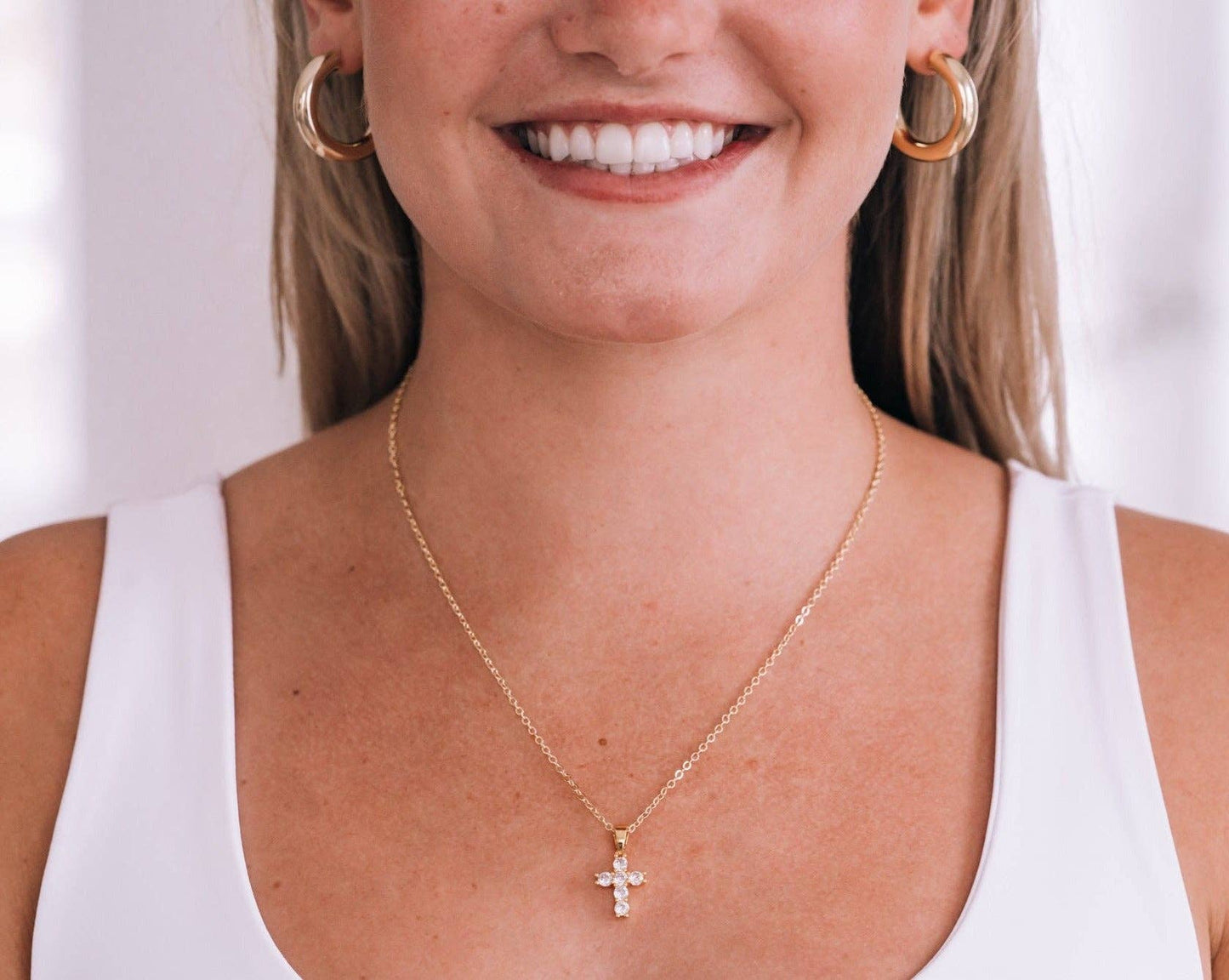 Grace Necklace - Timeless Collection: Mother-of-Pearl Mary