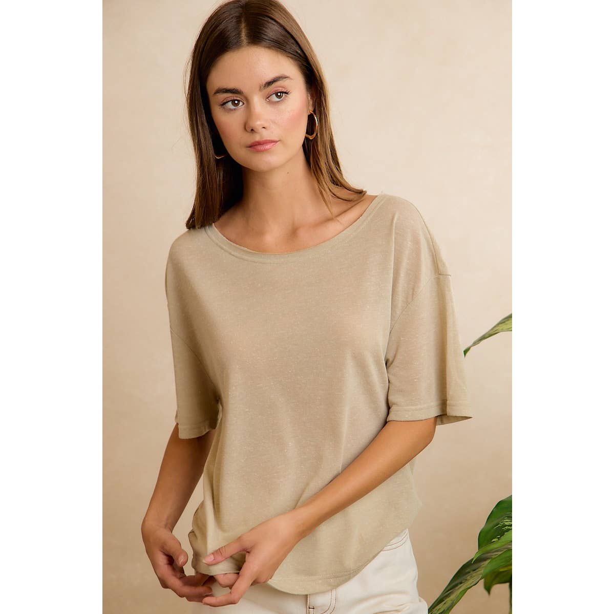 SOLID JERSEY RELAXED FIT SHORT SLEEVES POCKET TOP: LATTE