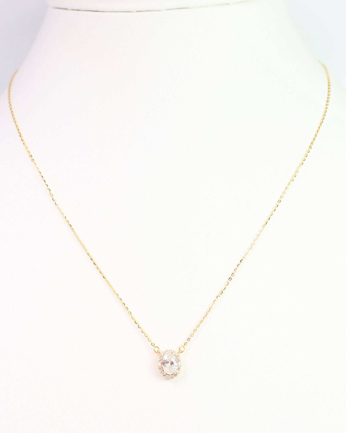 Knightbridge Crystal Necklace Gold: Default