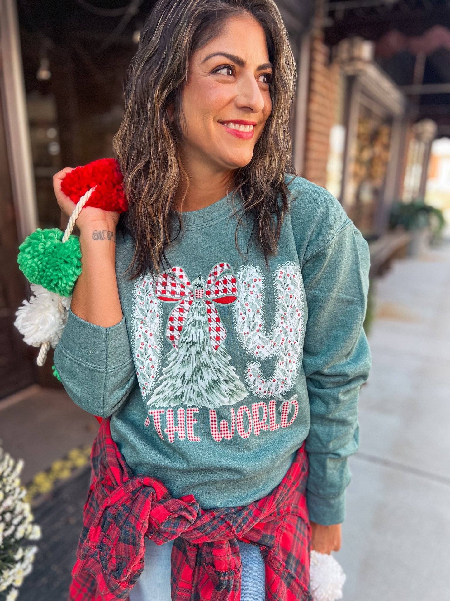 JOY TO THE WORLD SWEATSHIRT (H GREEN)