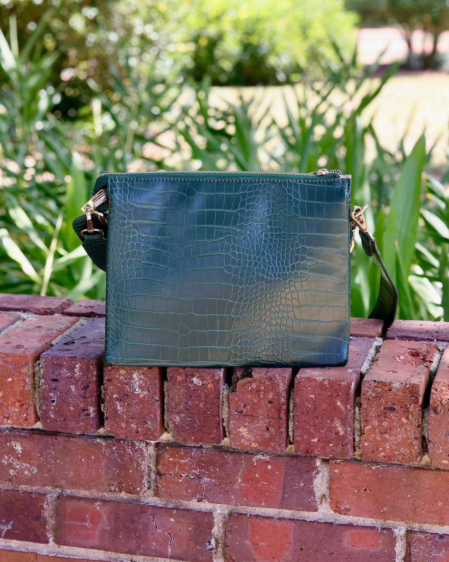 Ariana Crossbody Hunter Green EC: Default