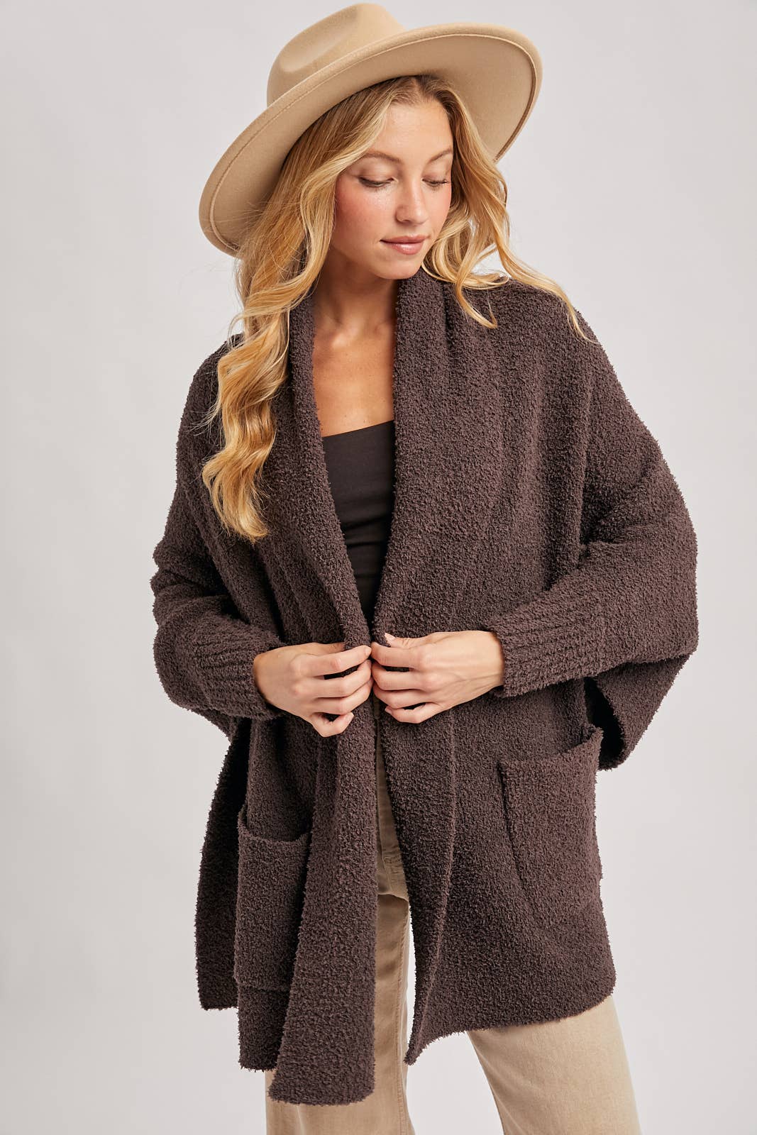 OPEN FRONT BLANKET WRAP BOUCLE KNIT SWEATER CARDIGAN: LATTE / One Size