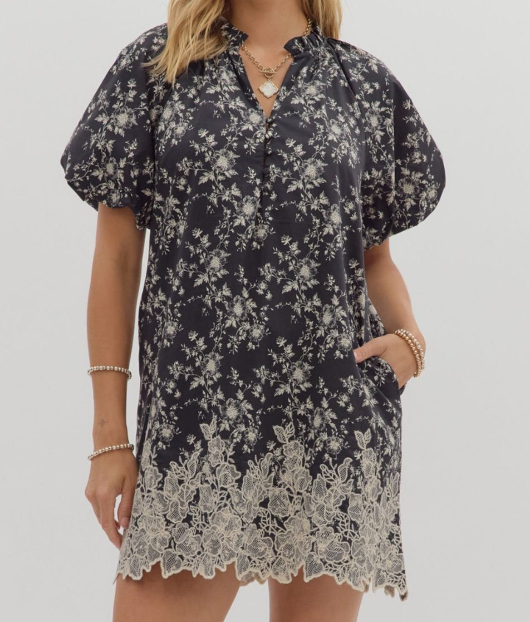 Black Floral Short Bubble Sleeve Dress