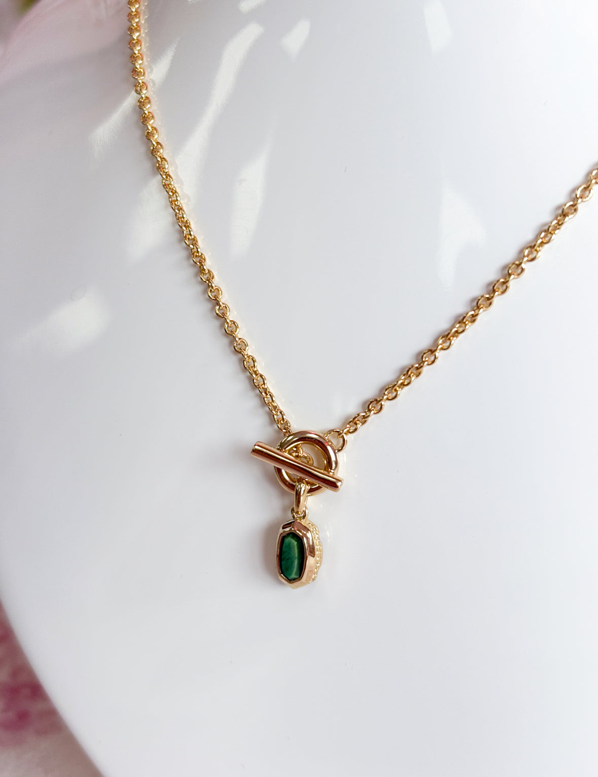 Mini Elisa Toggle Short Pendant Necklace Green Tigers Eye