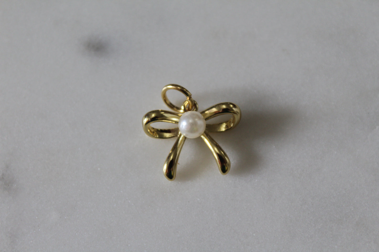 Gold Pearl Bow