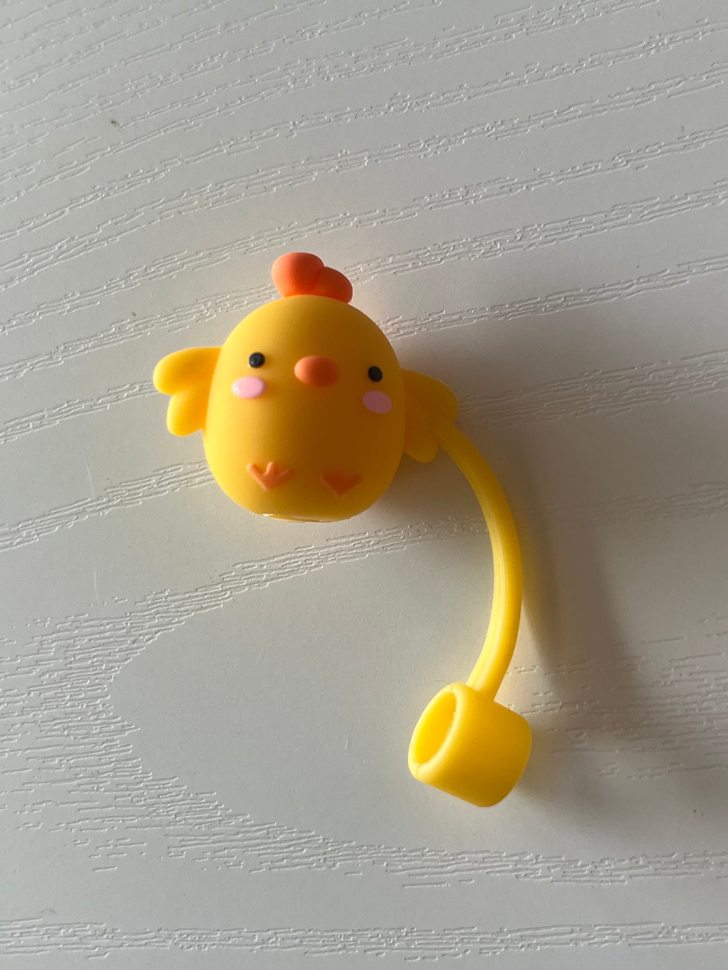 Chick Straw Topper