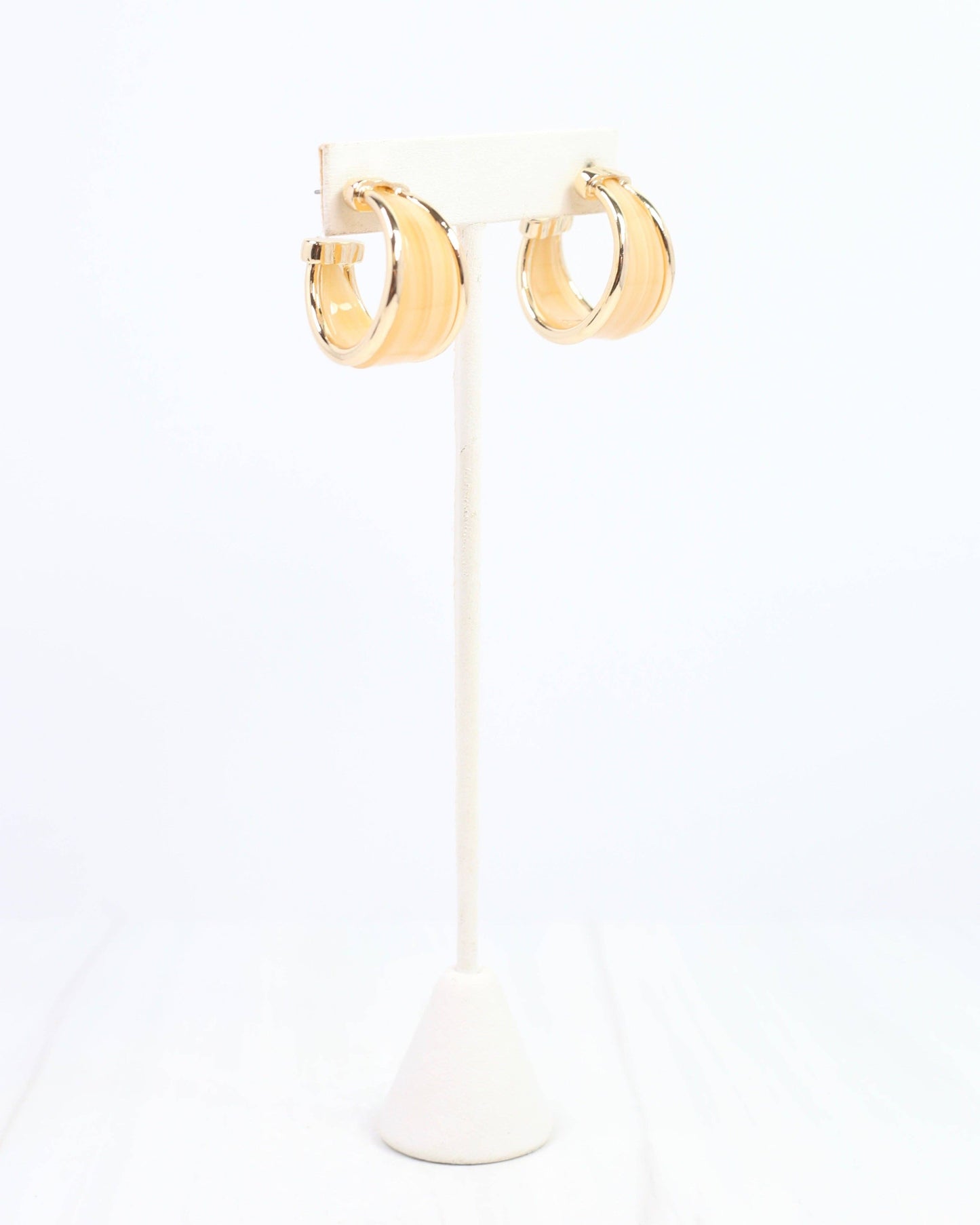 Daphne Gold Trimmed Hoop Natural: Default