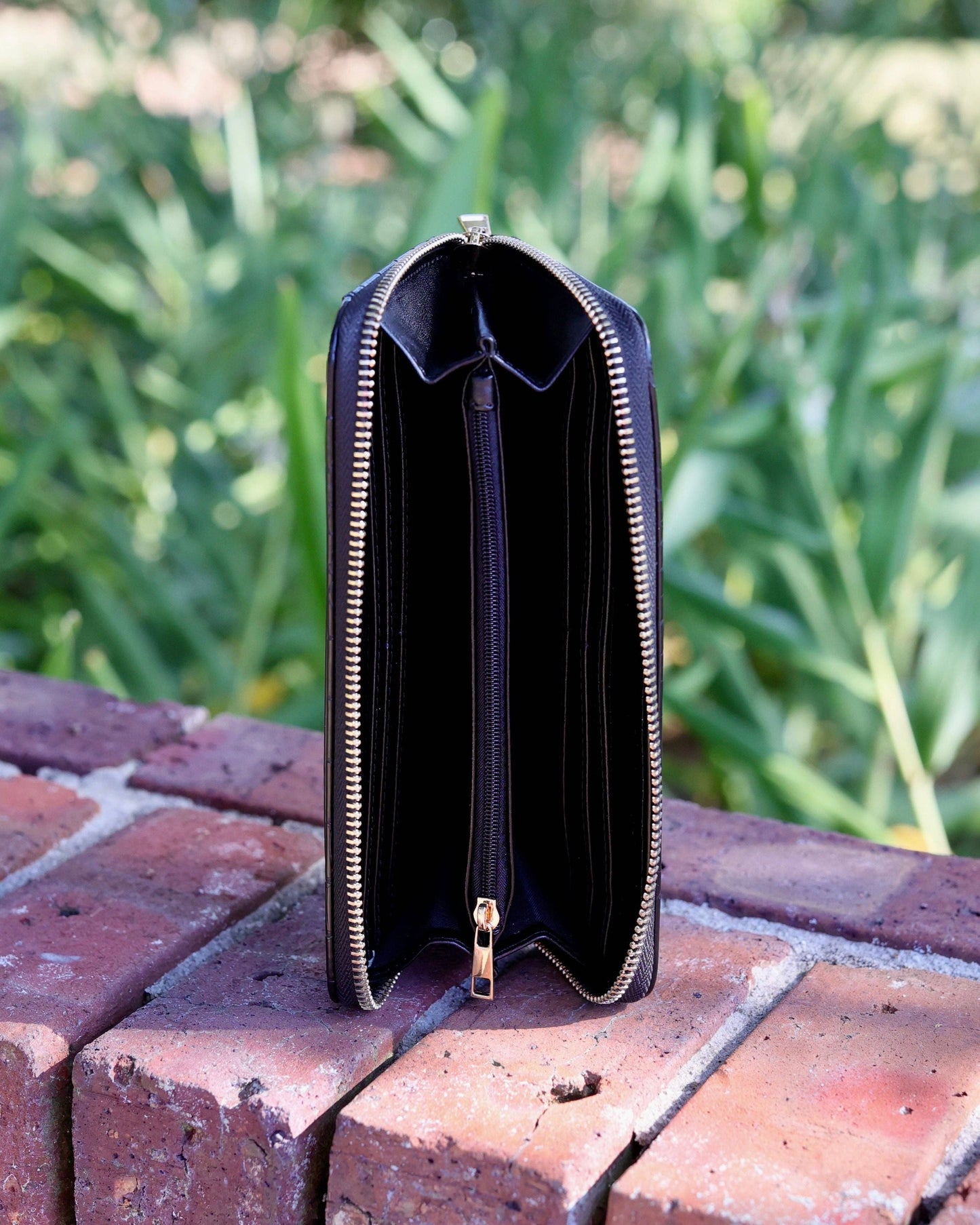 Penelope Wallet Black EC: Default