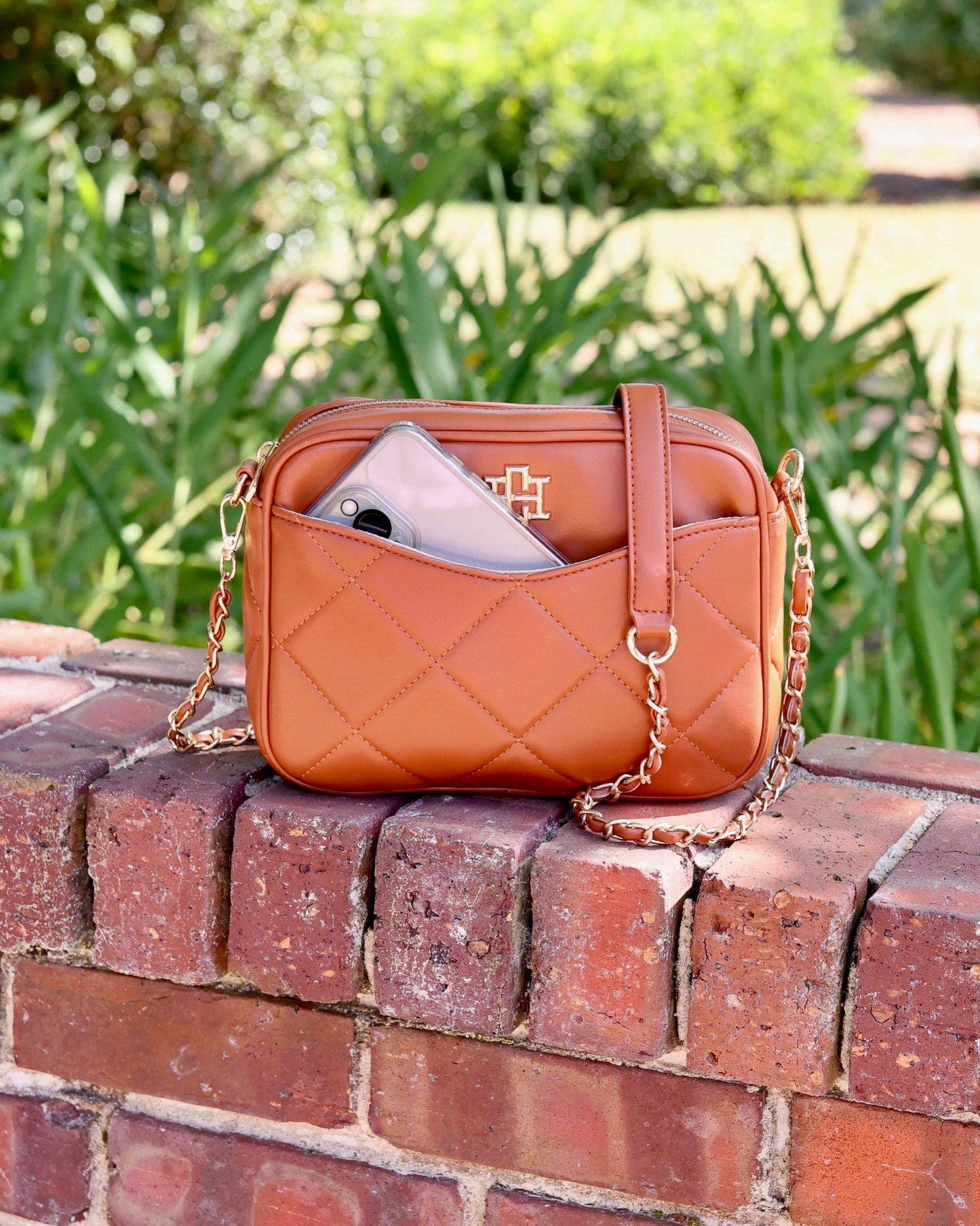 Fiona Crossbody Saddle LD: Default