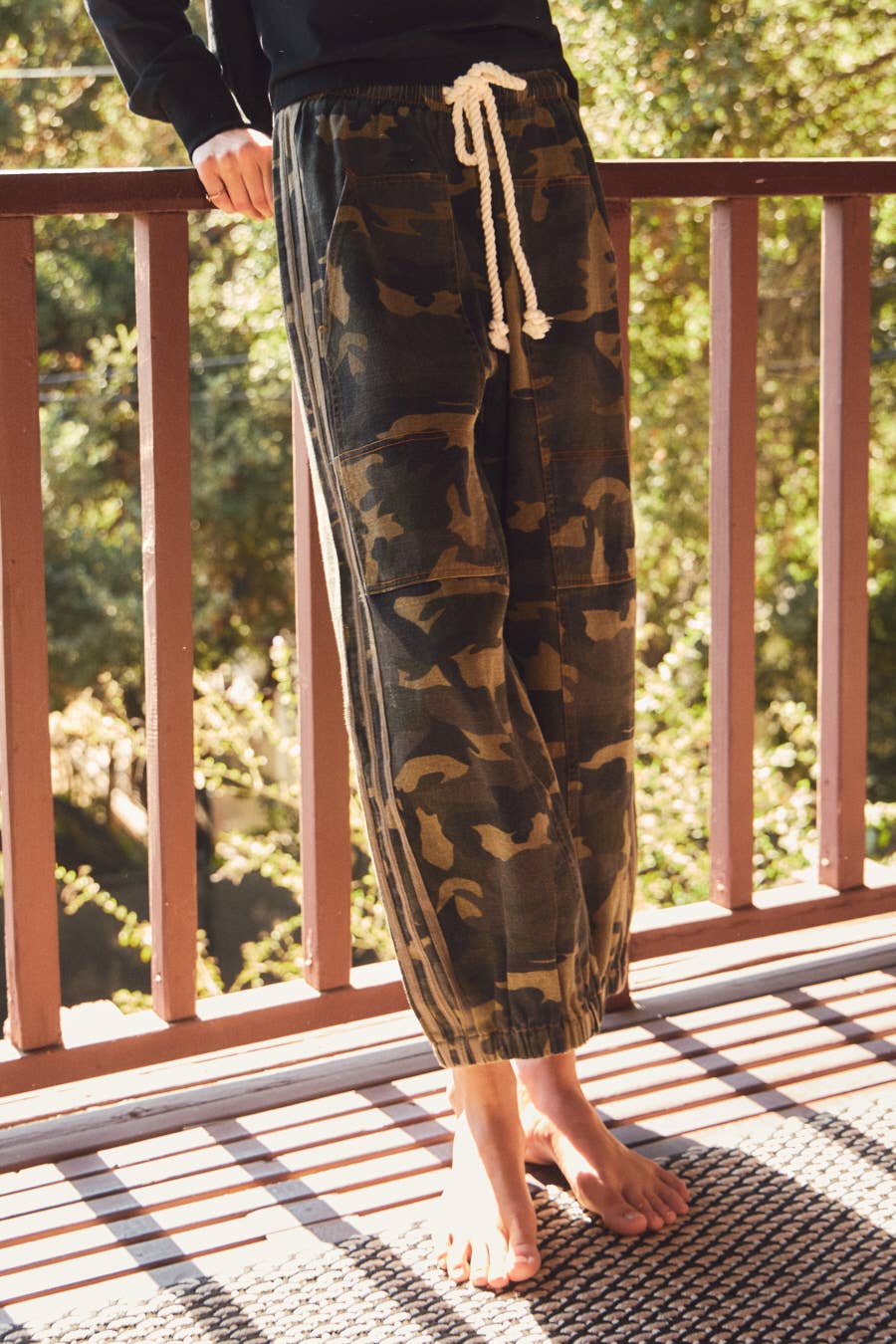 Camo-printed Drawstring Pants: Washed Camo
