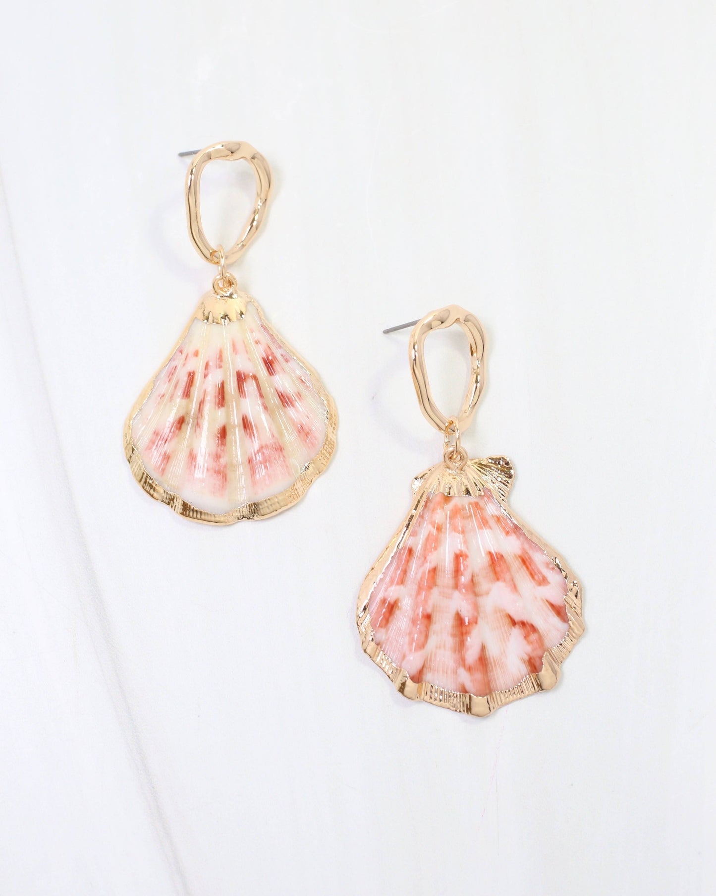Palmyra Shell Dangle Earring Gold: Default