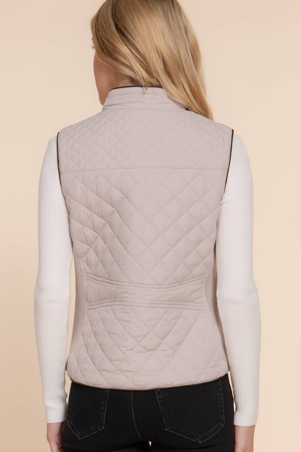 Suede Piping Detail Rib Quilted Padding Vest: TPE-pale taupe / L