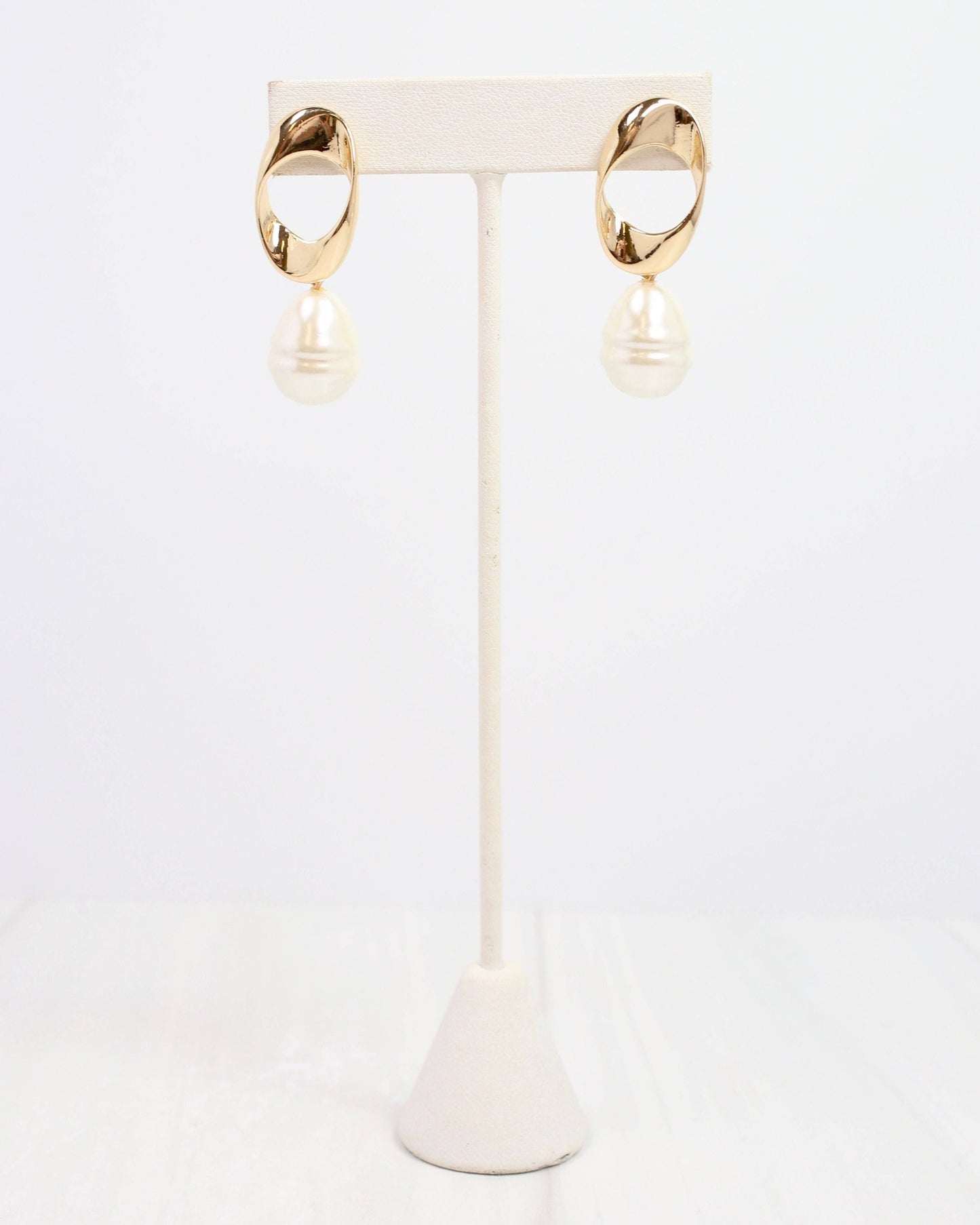 Princess Gold and Pearl Drop Earring Gold: Default