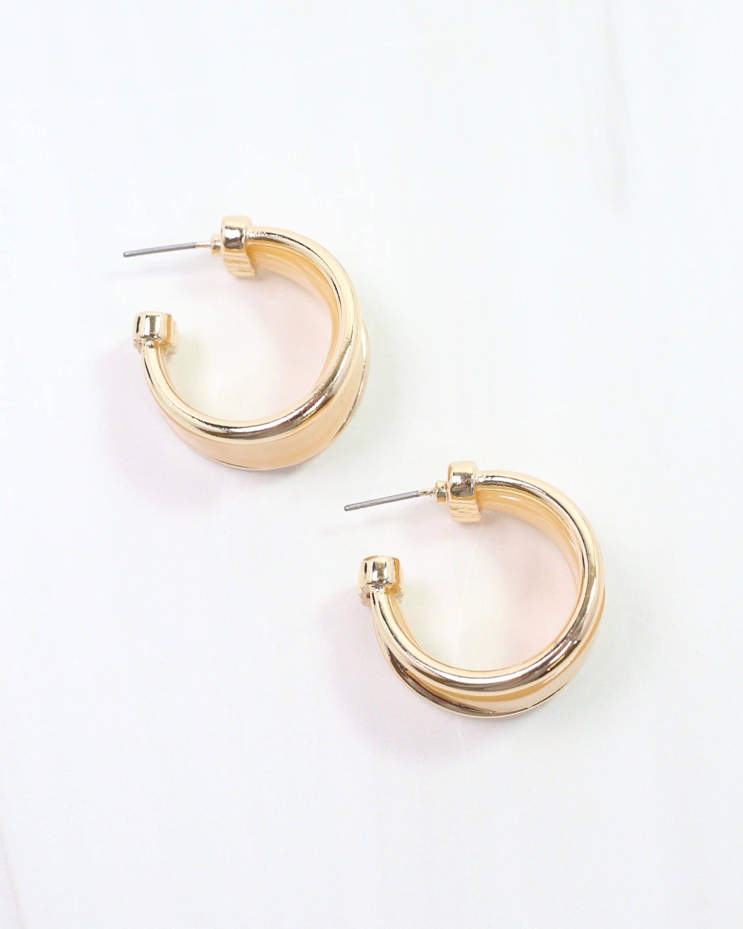 Daphne Gold Trimmed Hoop Natural: Default