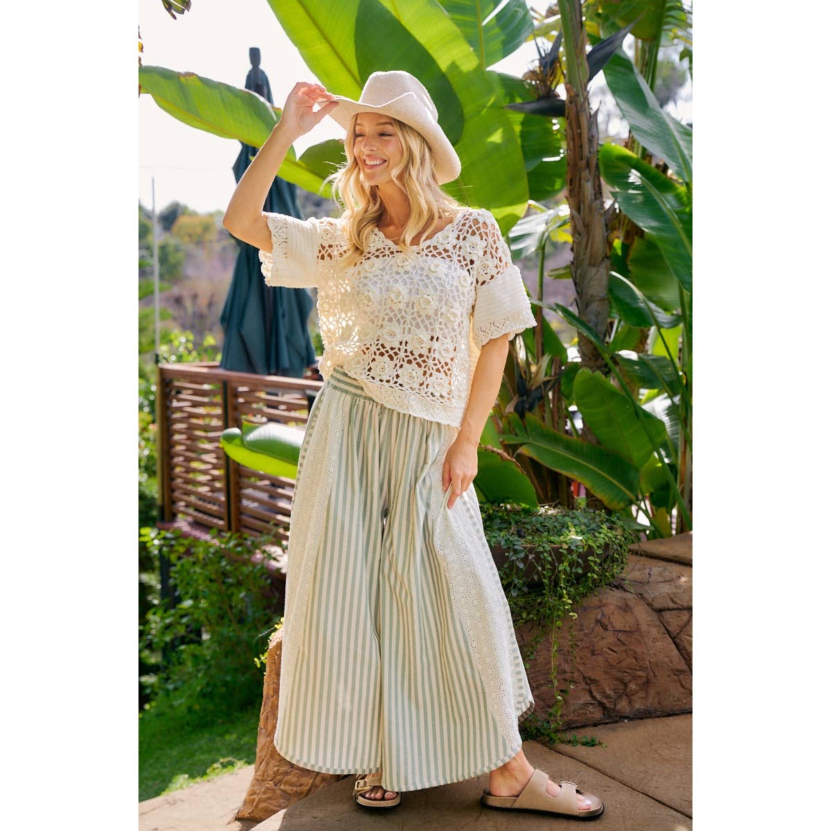 FLORAL EYELET SIDE ELASTIC STRIPES WIDE LEG PANTS: LIGHT PINK