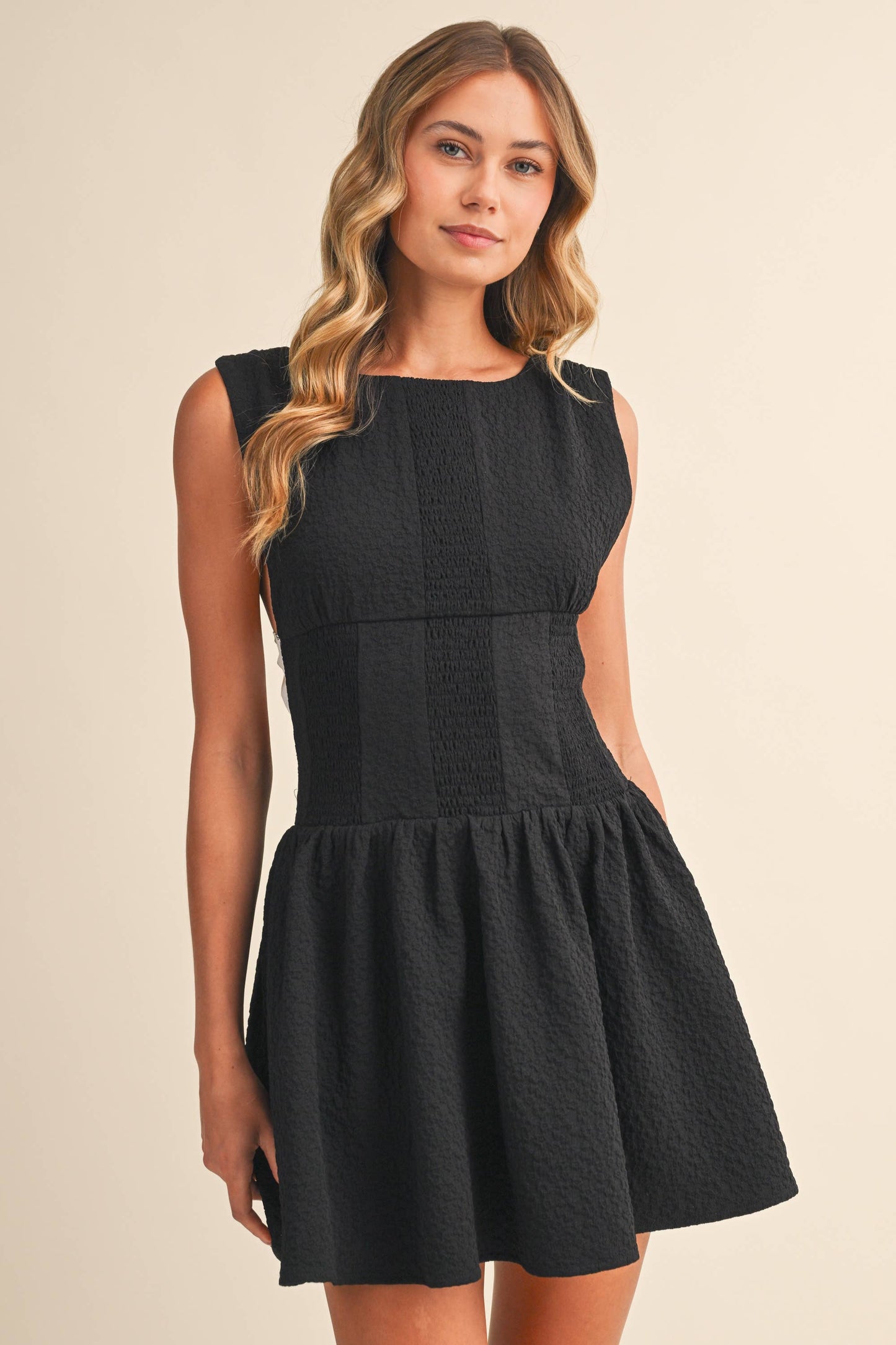 TIMELESS MINI DRESS WITH POLKA DOT CONTRAST BOW