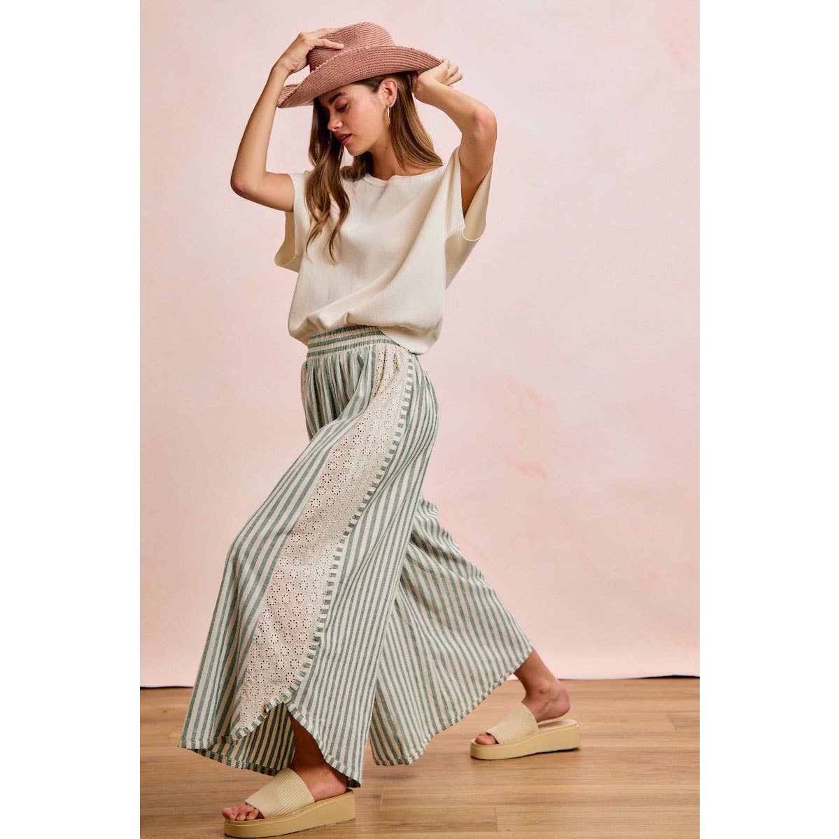 FLORAL EYELET SIDE ELASTIC STRIPES WIDE LEG PANTS: LIGHT PINK