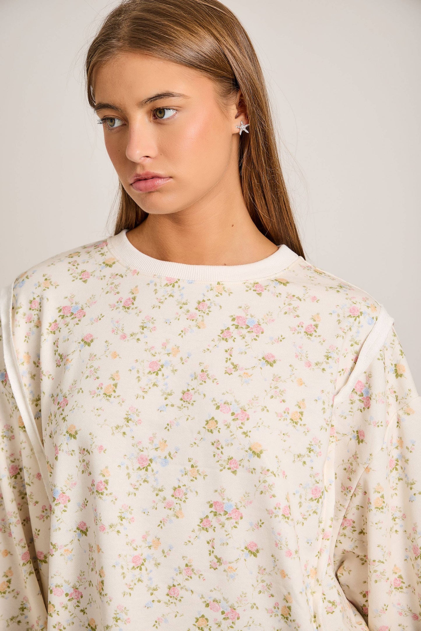 Ivory Floral Print Sweatshirt with Relaxed Fit: IVORY