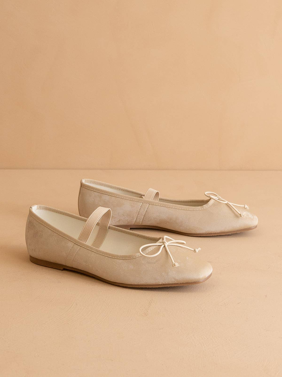 The London Beige | Ballet Pointe Flat: BEIGE