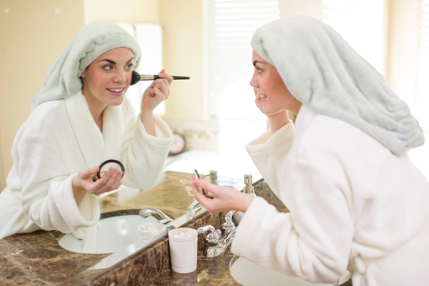 The Patented Microfiber Salon Hair Towel: White
