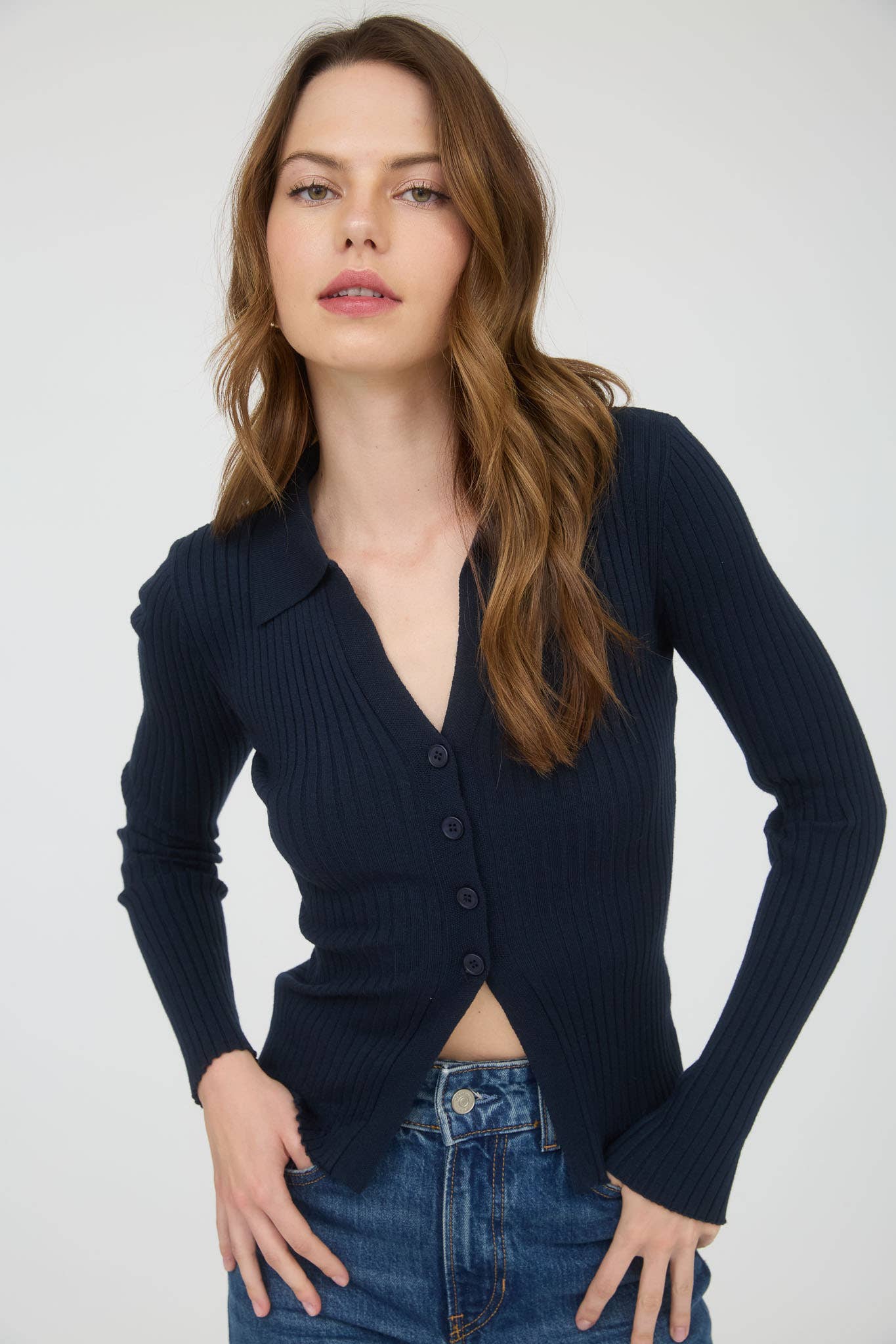 COLLARED BUTTON FRONT LONG SLEEVE SWEATER KNIT TOP: NAVY