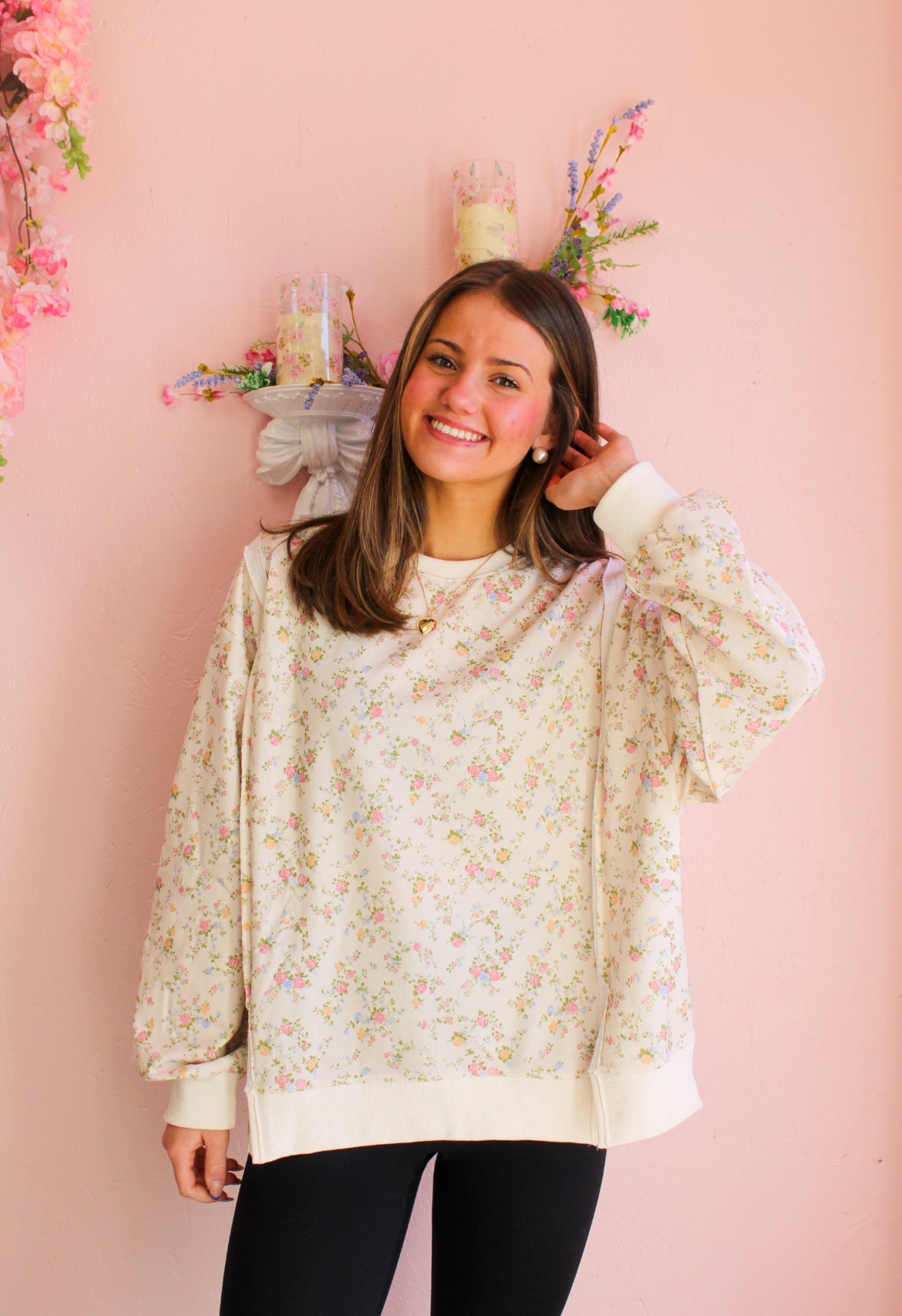 Ivory Floral Print Sweatshirt with Relaxed Fit: IVORY