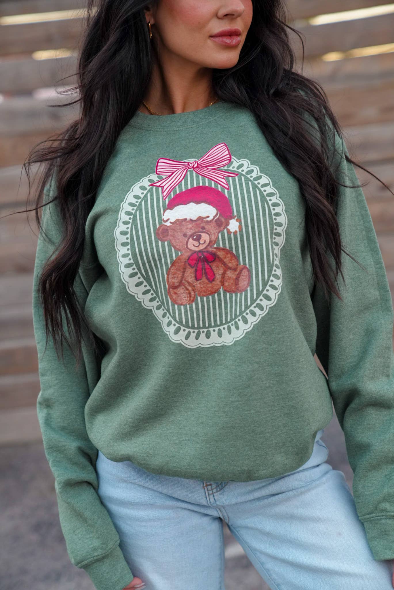 Christmas Teddy | Heather Dark Green | Sweatshirt