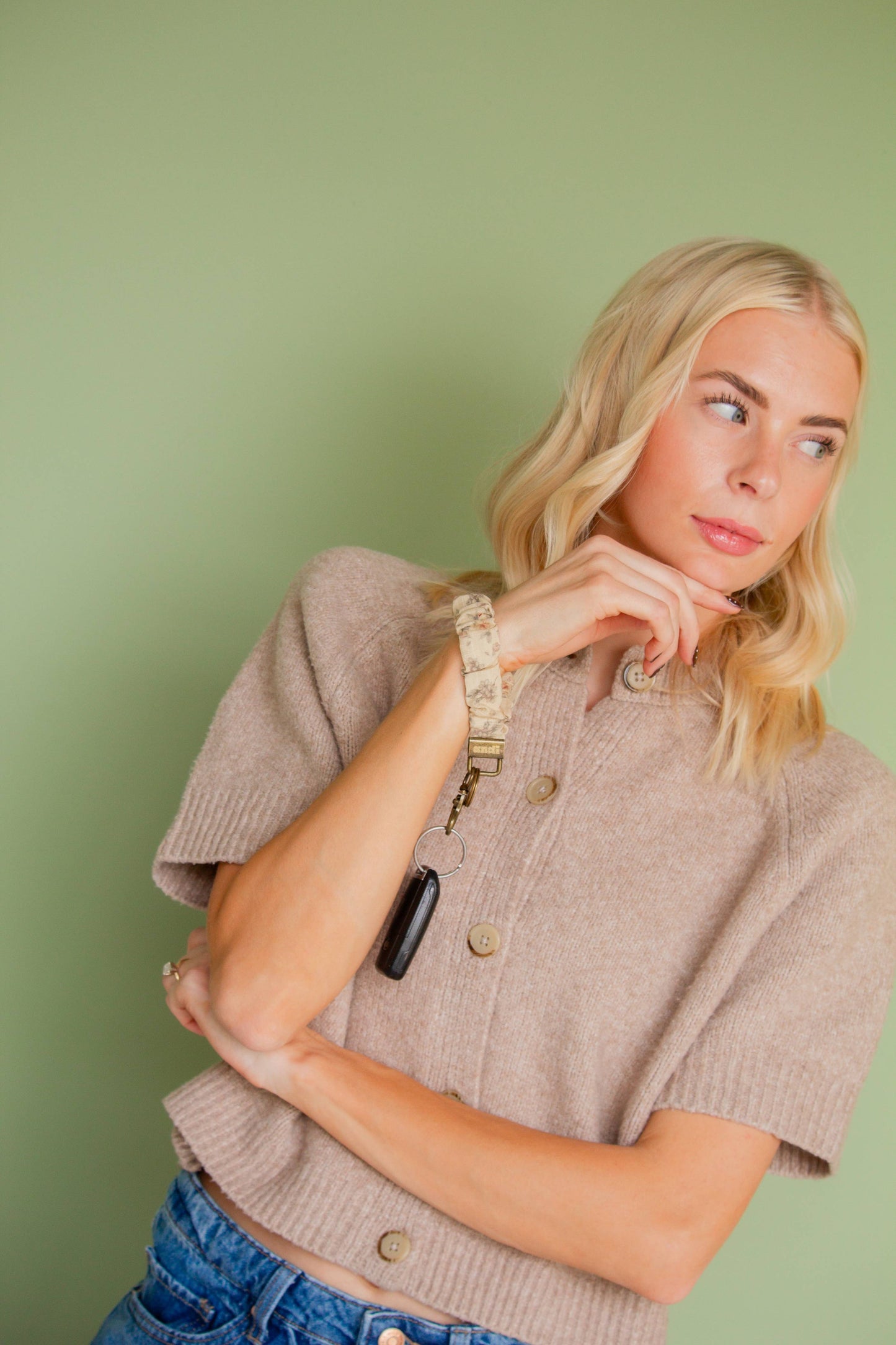 Beige Floral Keychain