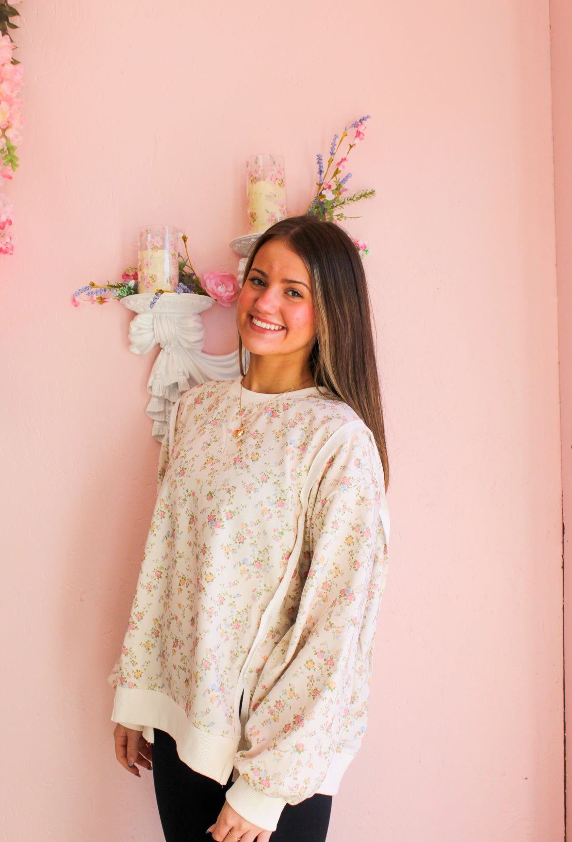 Ivory Floral Print Sweatshirt with Relaxed Fit: IVORY