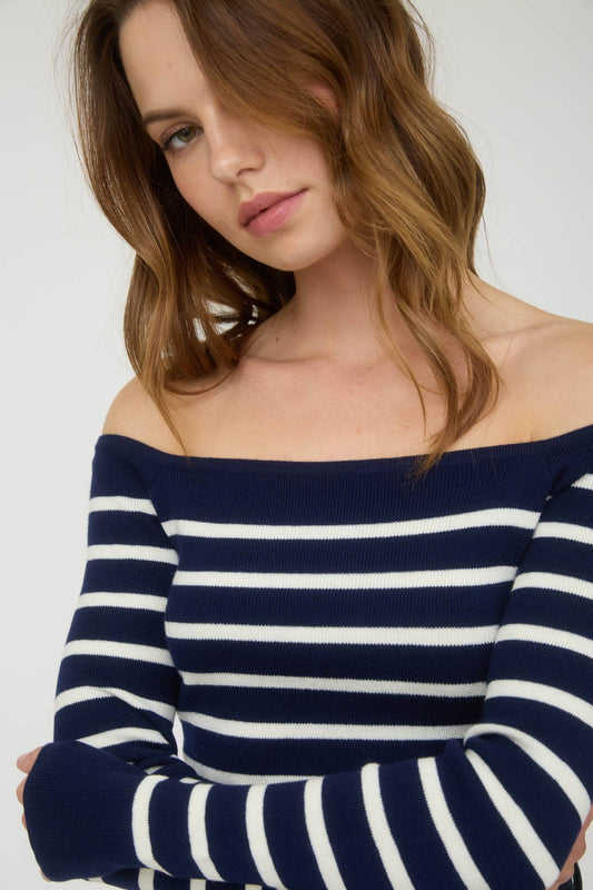 STRIPE OFF THE SHOULDER LONG SLEEVE KNIT SWEATER: NAVY