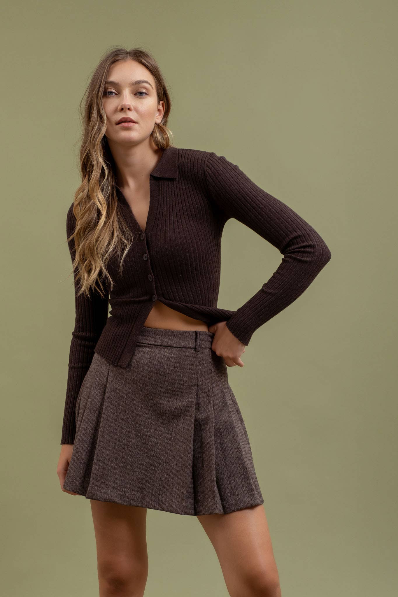 COLLARED BUTTON FRONT LONG SLEEVE SWEATER KNIT TOP: NAVY