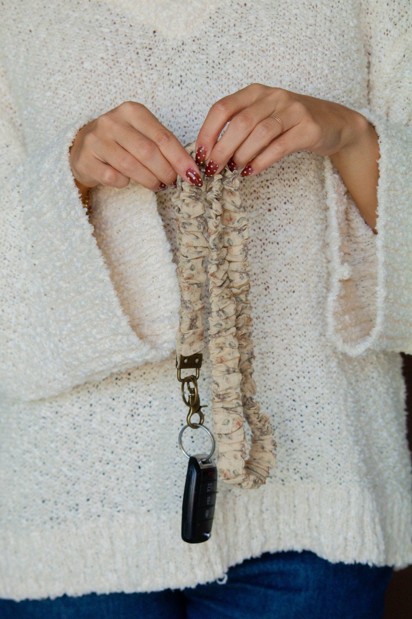 Beige Floral Lanyard