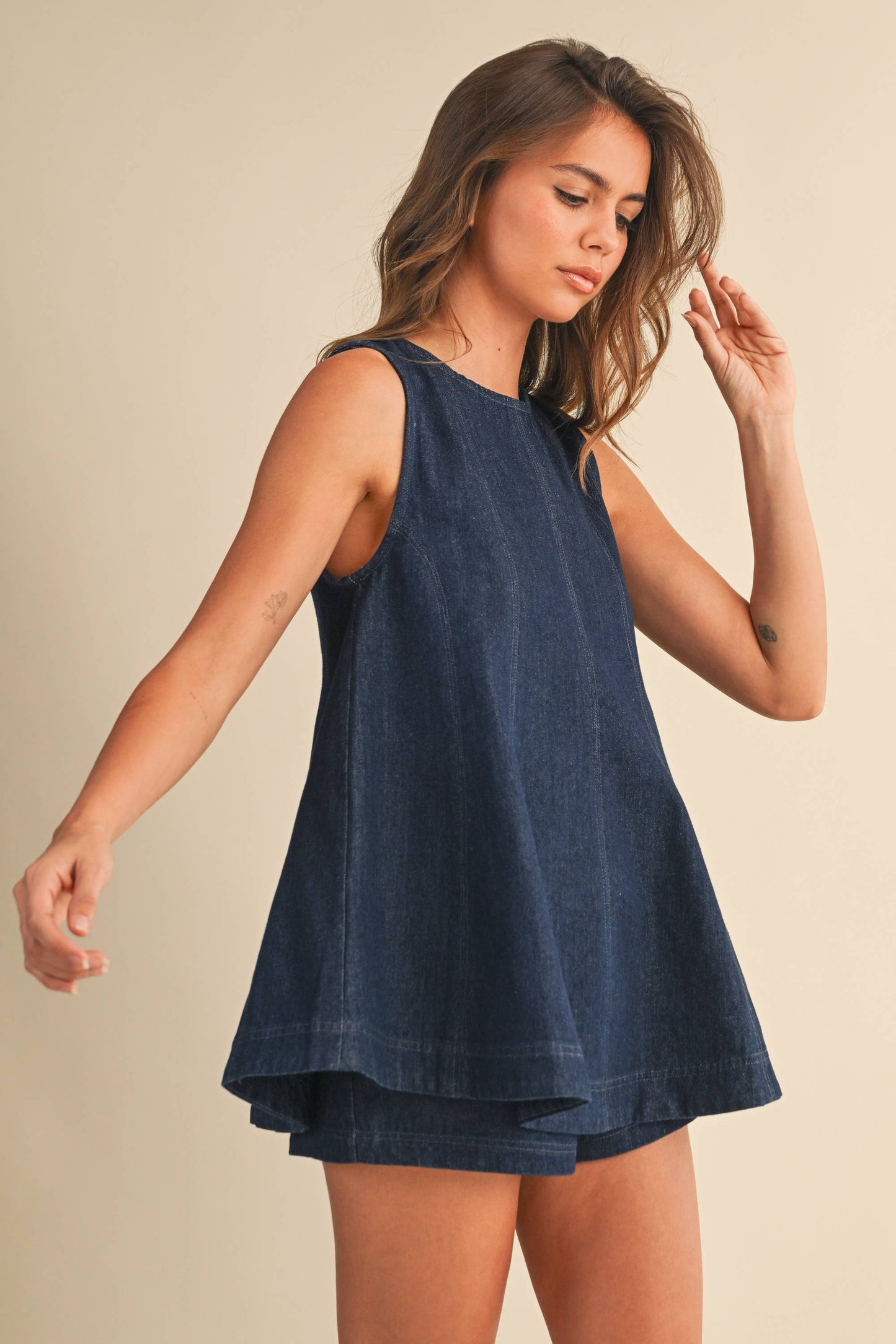 IST6095 DENIM LONGLINE SLEEVELESS TOP AND SHORTS SET: DK DENIM