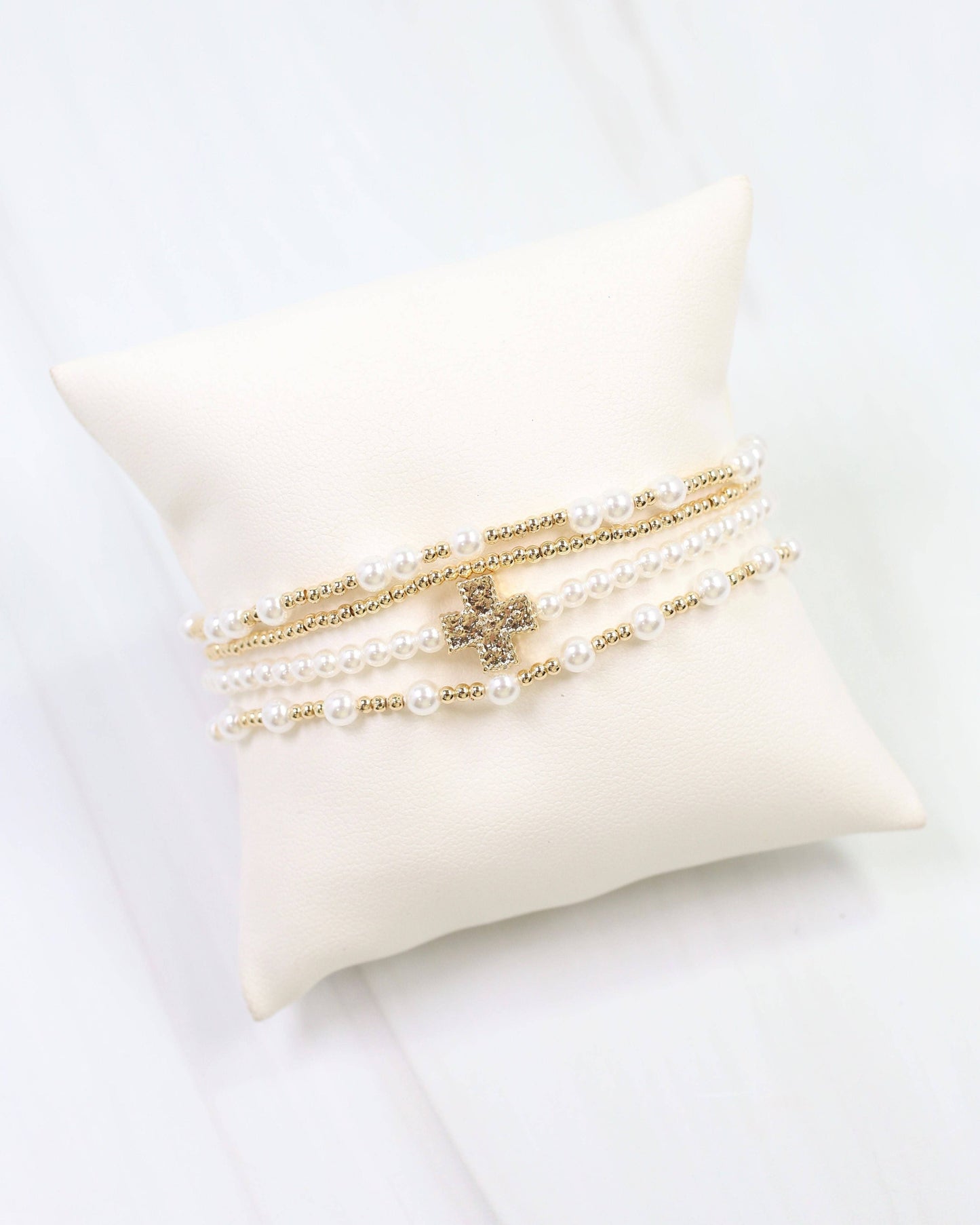 Ada Pearl Cross Bracelet Set Gold: Default