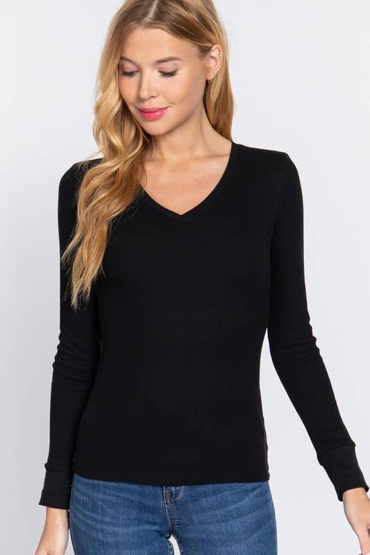 Long Sleeve V-neck Thermal Knit Top: BLACK