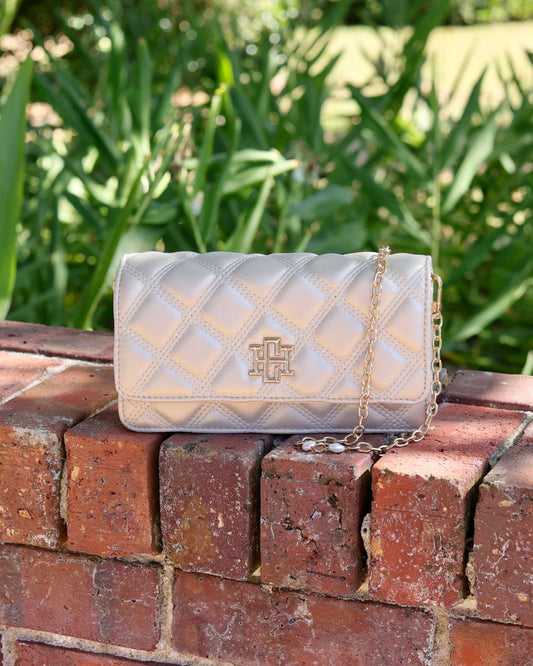 Brynleigh Clutch Crossbody Pearl DQ: Default