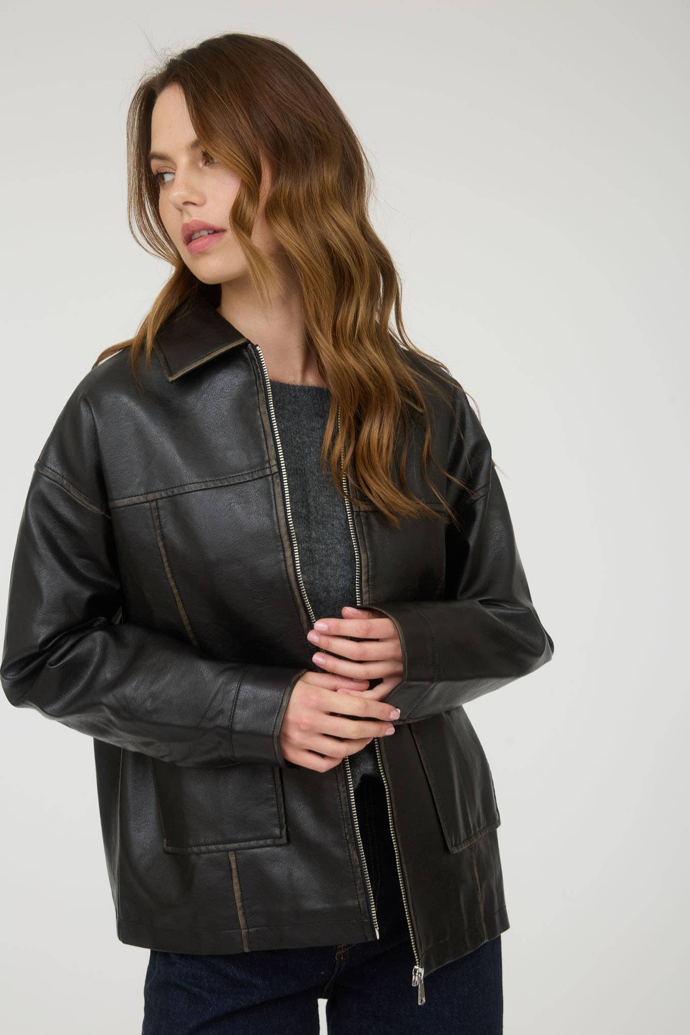 WASHED FAUX LEATHER COLLARED ZIP-UP JACKET : BROWN