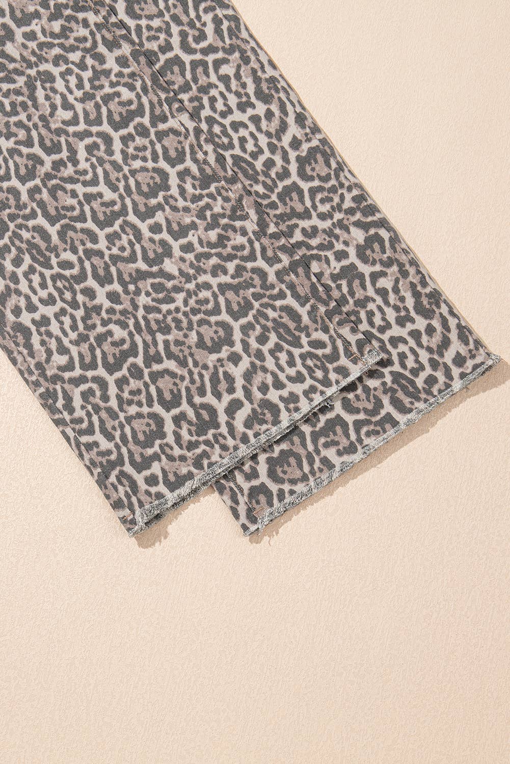 Elenia | Leopard Frayed Edge Wide Leg High Waist Jeans