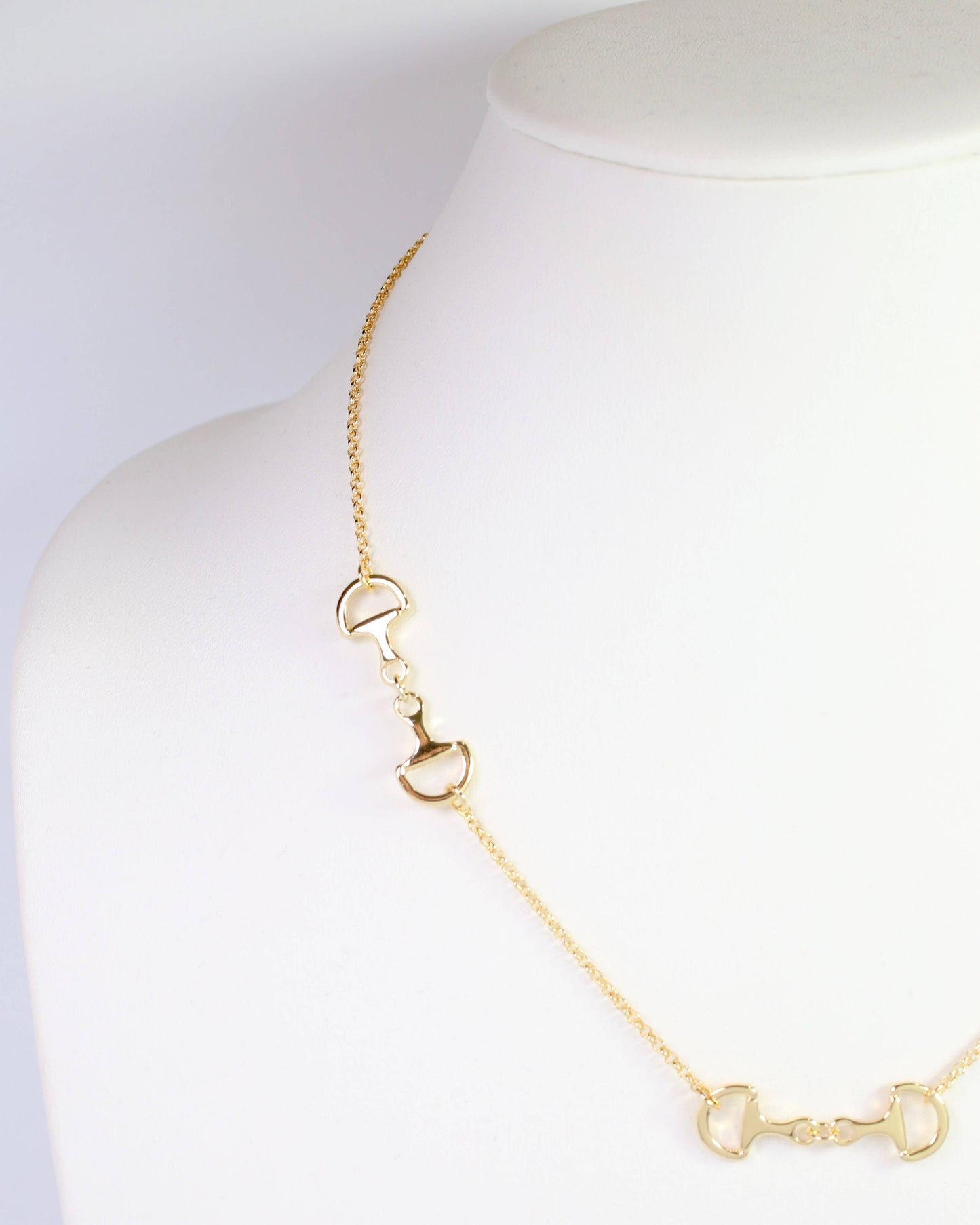 Thoroughbred Horsebit Necklace Gold: Default