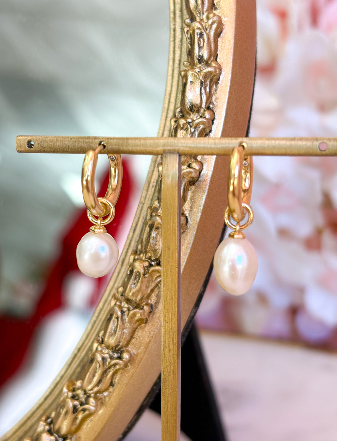 Willa Pearl Huggie Earrings