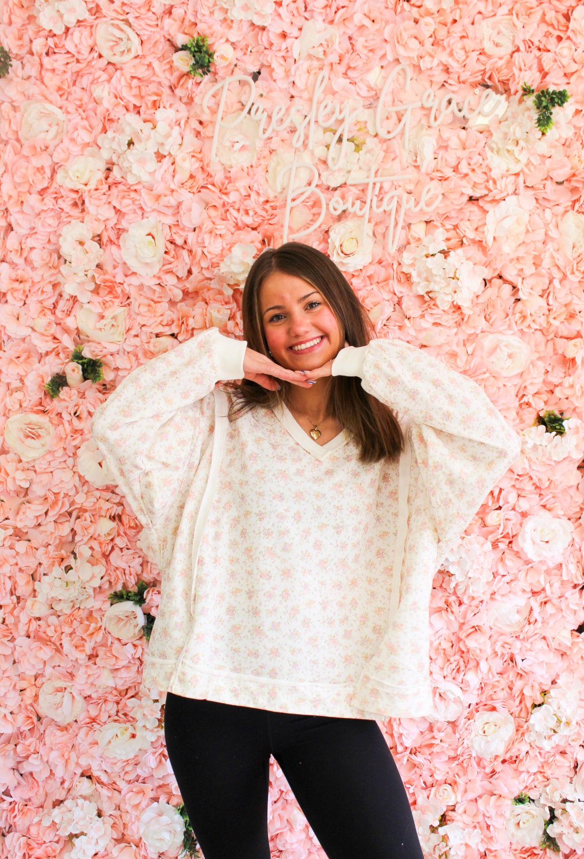 Oversized Floral Print V-Neck Long Sleeve Sweatshirt: IVORY