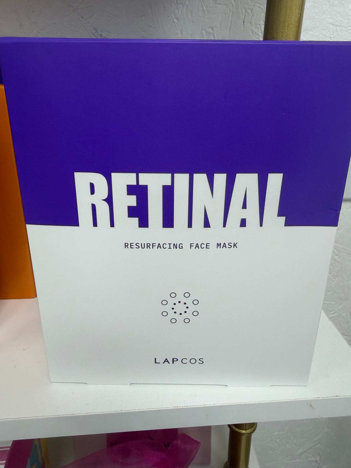 Retinal face mask